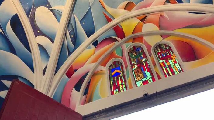 Calais : une fresque contemporaine à l’église Saint-Pierre