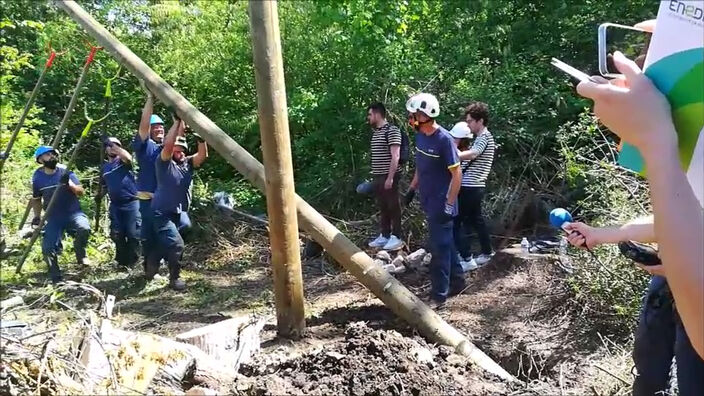 Salperwick: un chantier inhabituel pour Enedis au coeur du marais