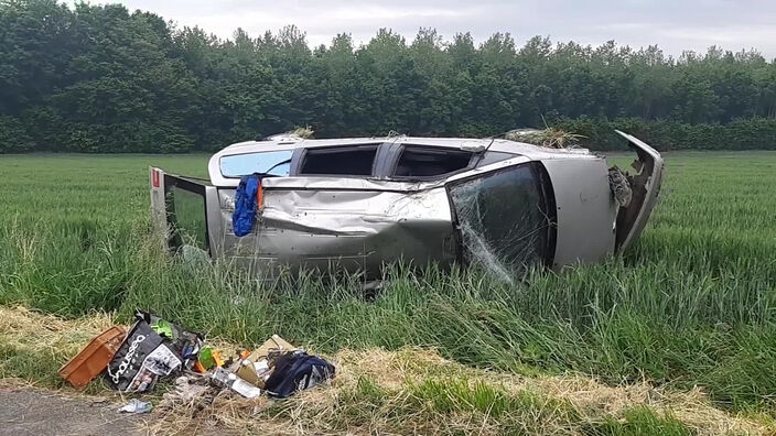 Adinfer : un père et ses deux enfants blessés après une violente sortie de route