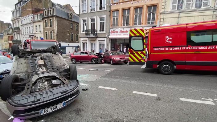 Boulogne : il grille un feu, percute violemment deux voitures et prend la fuite