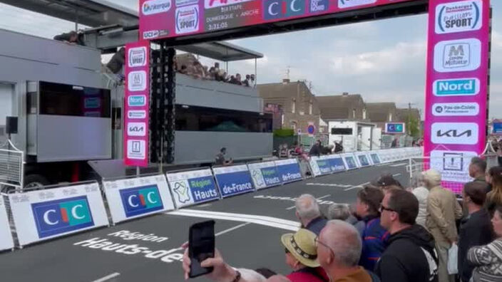 Énorme chute à l’arrivée de la première étape des 4 Jours de Dunkerque