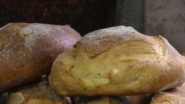 Ailly-le-Haut-Clocher : un pain... à la pomme de terre !