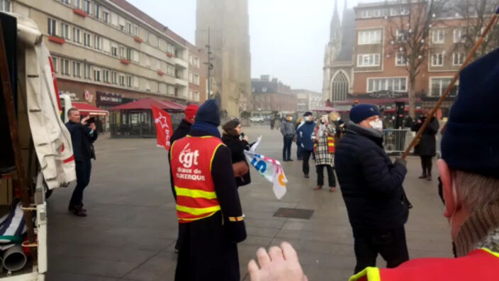 Dunkerque : la manif des profs réunit 200 personnes, place Jean-Bart