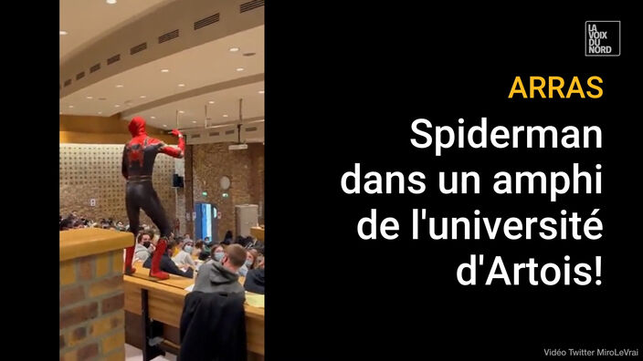 Arras : Spiderman entre dans un amphi bondé de l'université d'Artois