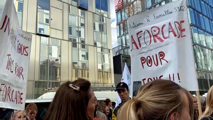 Médico-social: mobilisation à Lille pour les exclus du Ségur