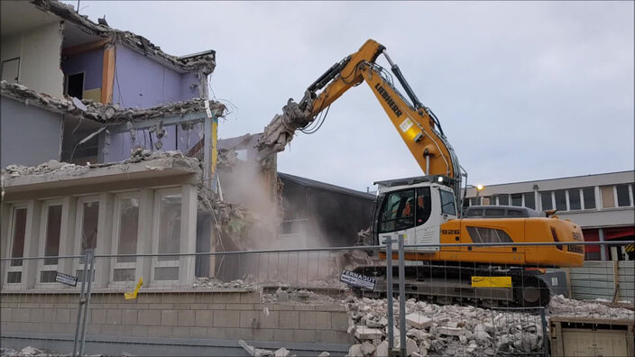 Arras : destruction de l'ancienne caserne de sapeurs-pompiers