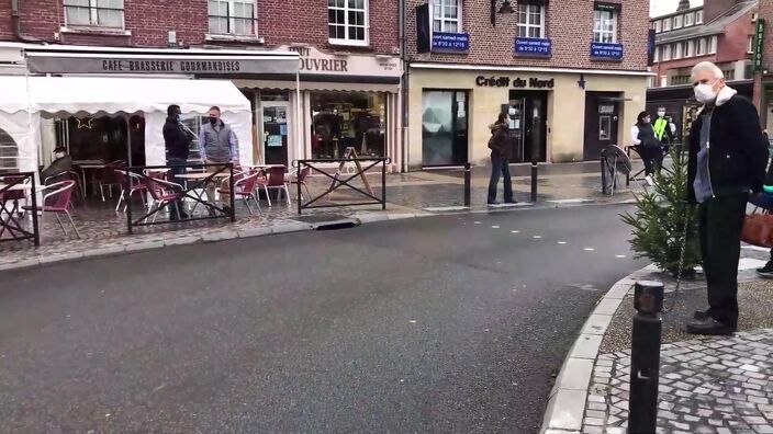 Abbeville : Ambiance sur le marché de Noël