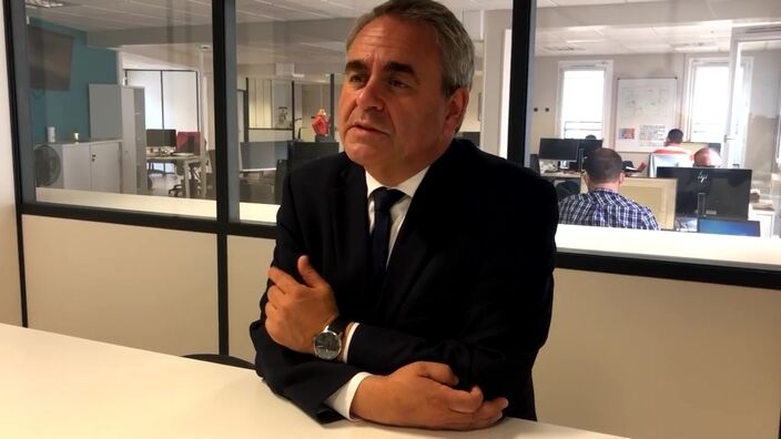 Xavier Bertrand : "le moins possible dans son bureau, le plus possible sur le terrain"