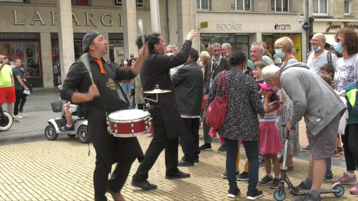 "La rue est à Amiens" : Le festival s'empare des rues...