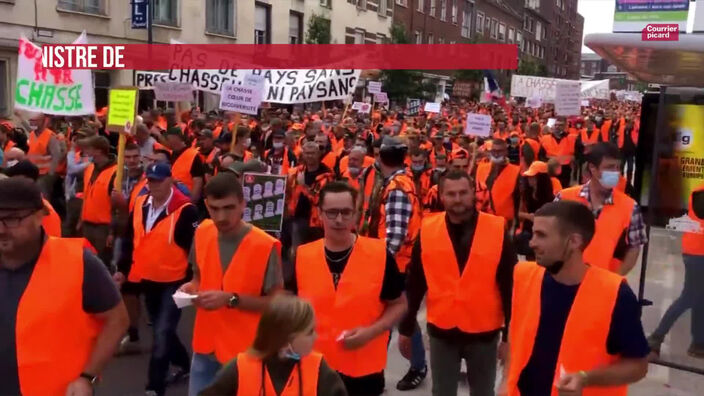 Des milliers de chasseurs manifestent à Amiens