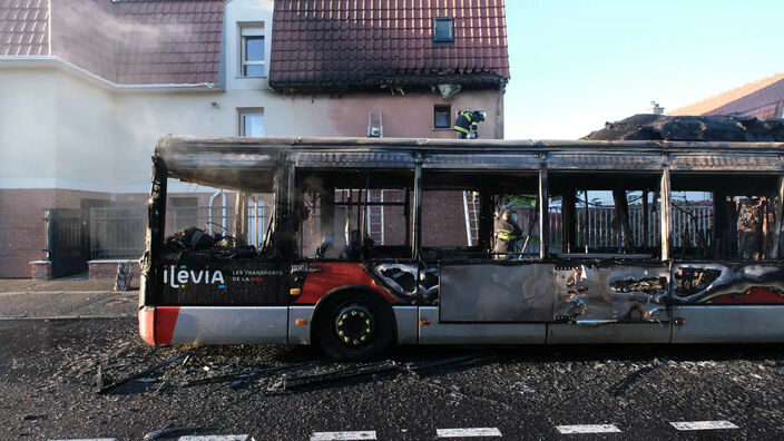 Lys Lez Lannoy : Incendie d'un bus Ilévia