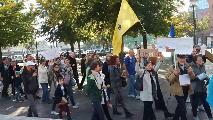 Manifestation anti pass sanitaire à Arras