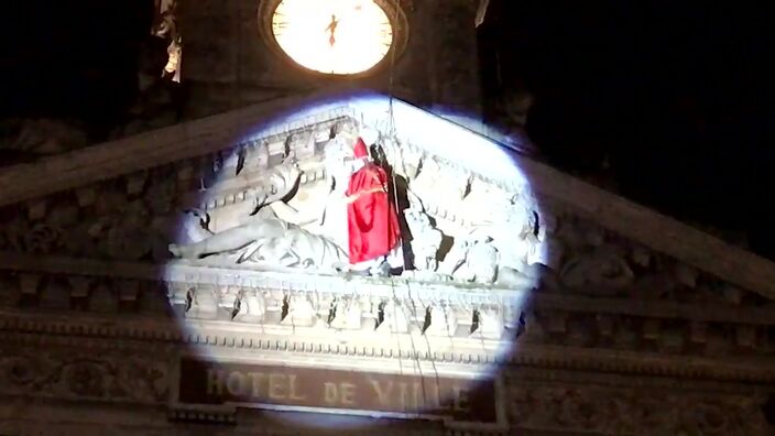 Cambrai : Saint Nicolas est descendu du campanile