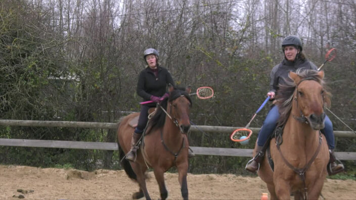 Un sport insolite... Le polocrosse