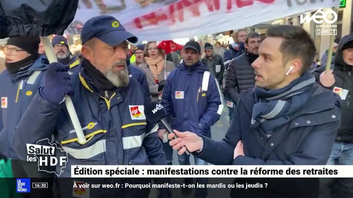 Facteurs dans le cortège : "Notre métier est en danger !"