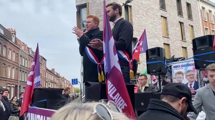 Adrien Quatennens (LFI) prend la parole lors du défilé du 1er mai à Lille