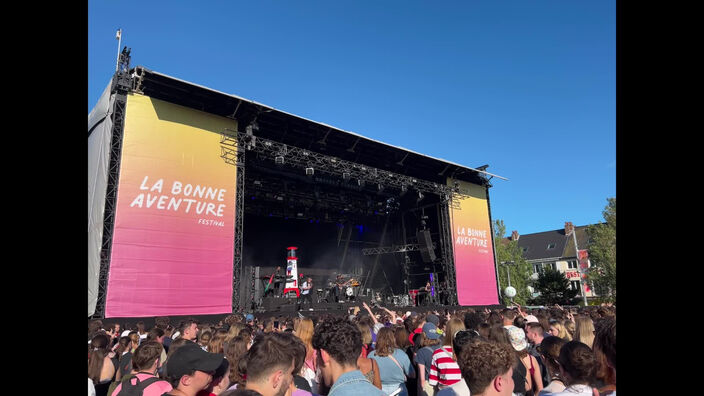 Une première soirée haute en couleur sur la scène de La Bonne Aventure 