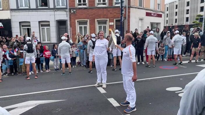 Dunkerque : Hélène Cortin porte la flamme olympique