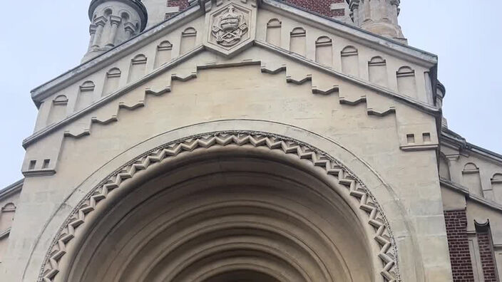 Deux fresques du XIXe siècle découvertes dans l'église sainte Marie-Madeleine