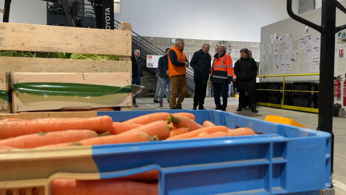 Longueau (80) : le préfet de la Somme en visite à la Banque Alimentaire